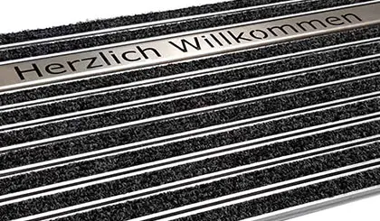 Fussmatte mit Schriftzug